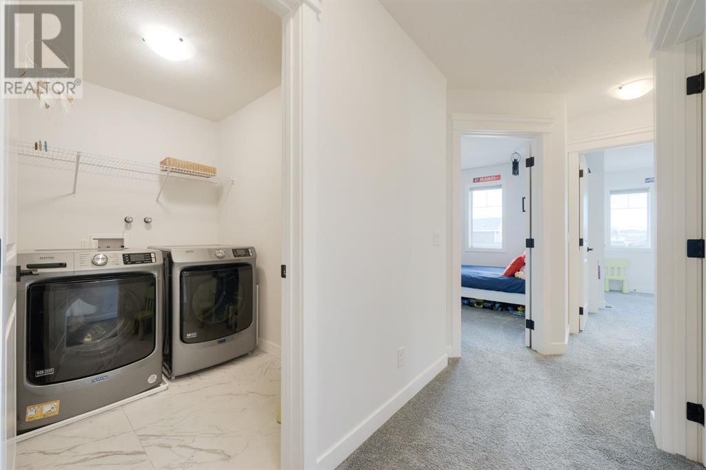 32 Fireside Link, Cochrane, Alberta  T4C 2T1 - Photo 18 - A2221413