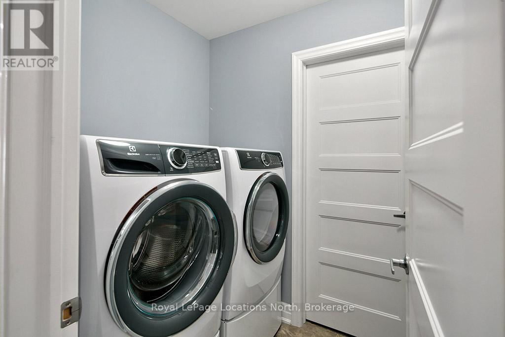 20 Chestnut Lane N, Wasaga Beach, Ontario  L9Z 0G4 - Photo 22 - S12151913