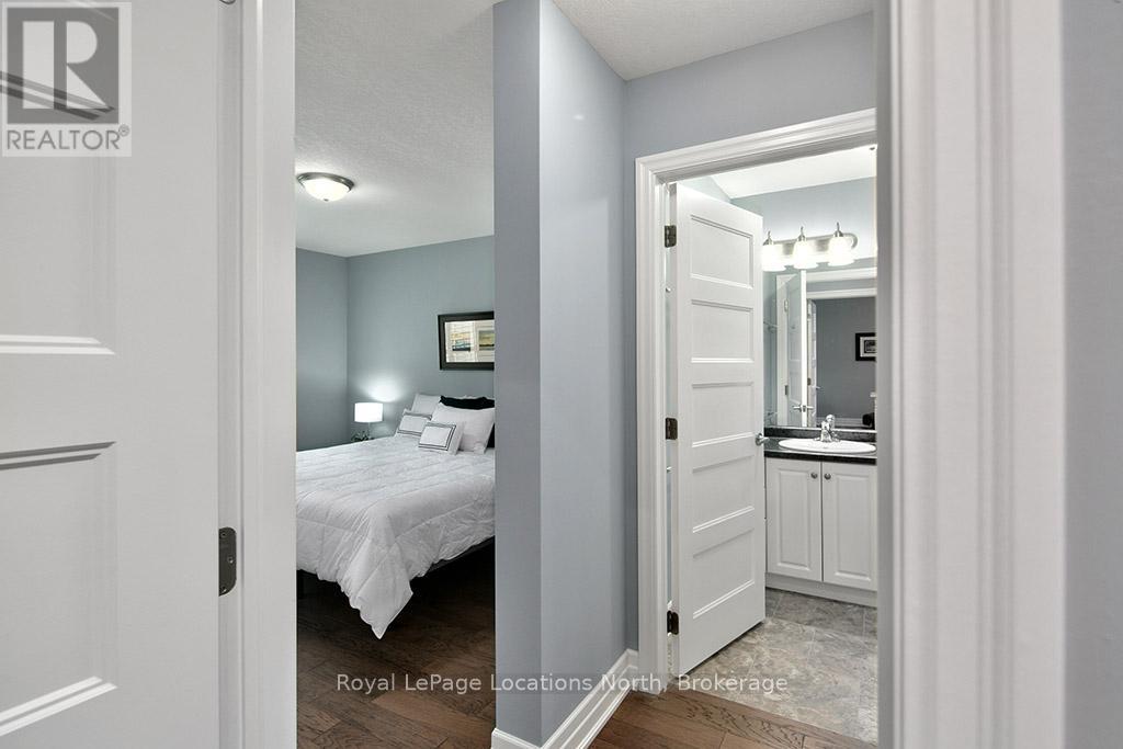 20 Chestnut Lane N, Wasaga Beach, Ontario  L9Z 0G4 - Photo 23 - S12151913