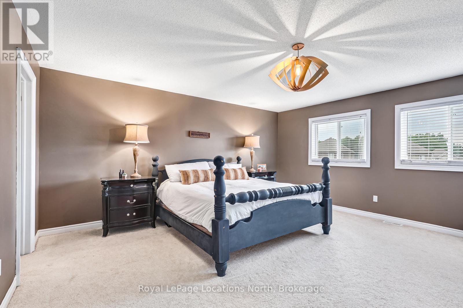 1 Academy Avenue, Wasaga Beach, Ontario  L9Z 0G9 - Photo 14 - S12151941