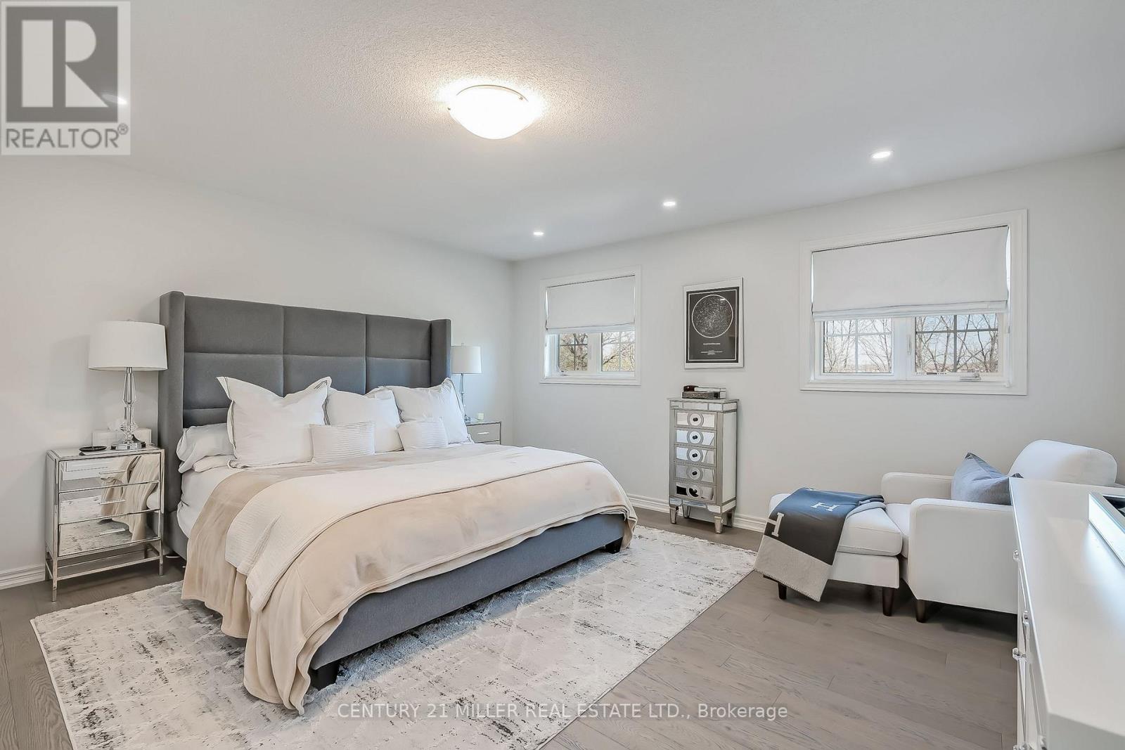 315 Humphrey Street, Hamilton, Ontario  L8B 1X4 - Photo 13 - X12151812