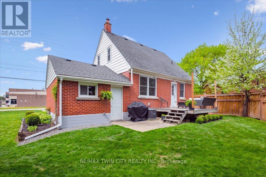 53 Westmount Road, Guelph, Ontario  N1H 5H6 - Photo 27 - X12151827