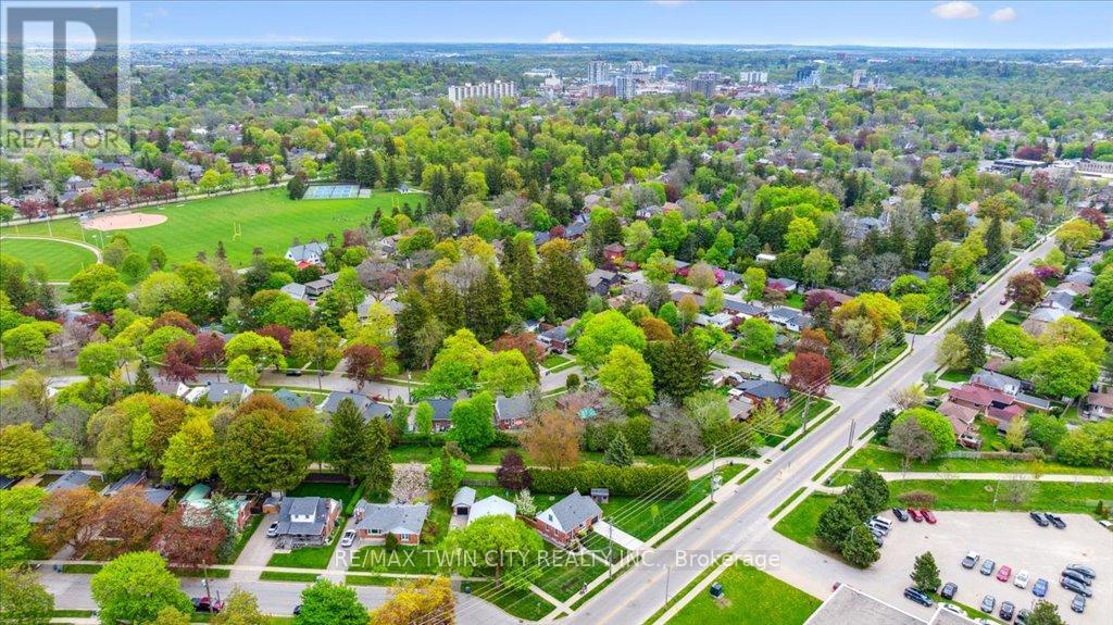 53 Westmount Road, Guelph, Ontario  N1H 5H6 - Photo 33 - X12151827