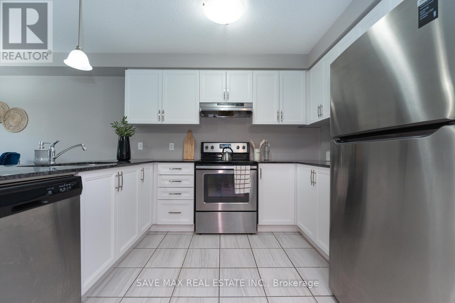 56 Honey Street, Cambridge, Ontario  N1T 2C9 - Photo 9 - X12151839