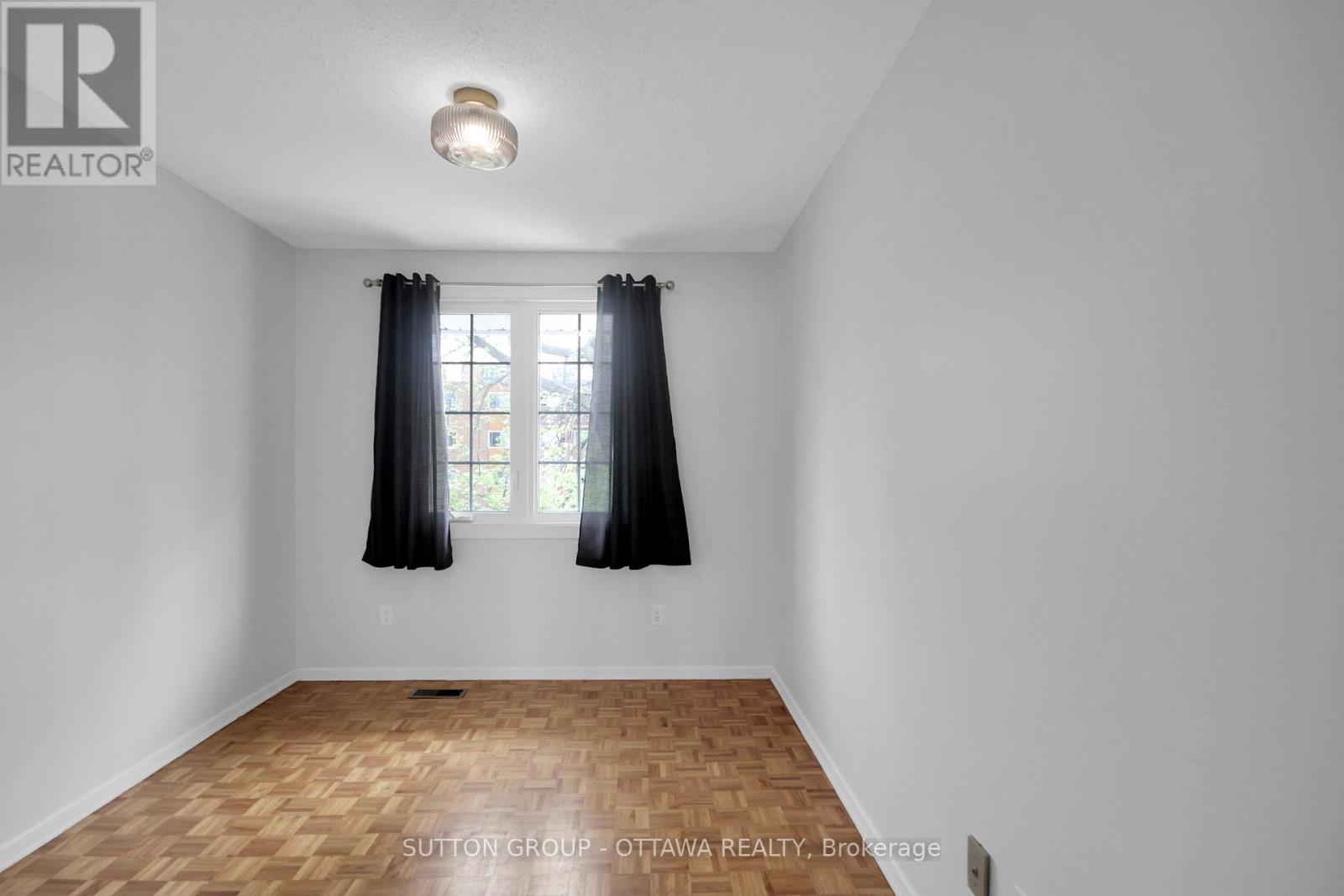 7 - 2051 Jasmine Crescent, Ottawa, Ontario  K1J 7W2 - Photo 20 - X12151931