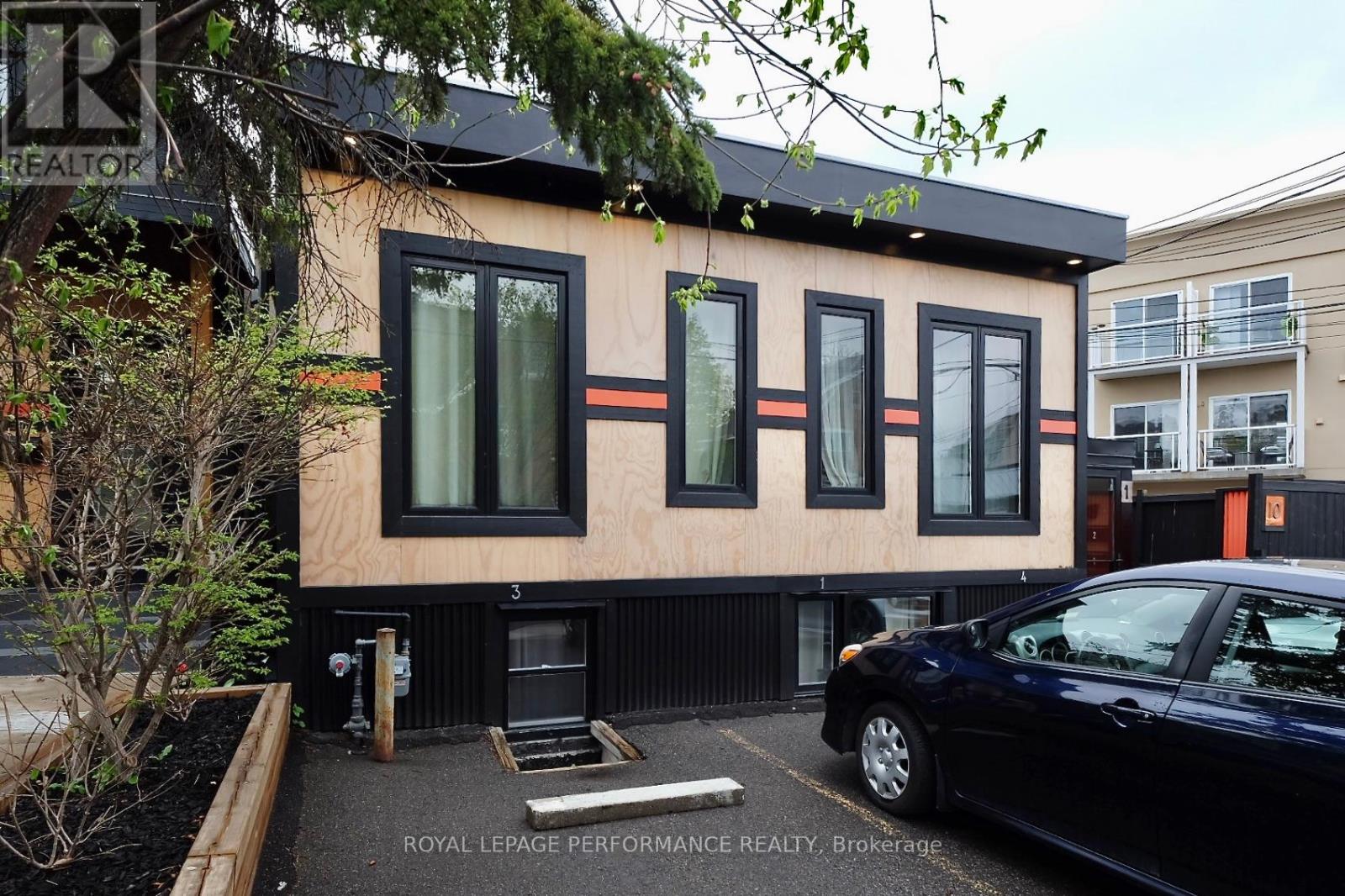 10 SHERBROOKE AVENUE, Ottawa, Ontario