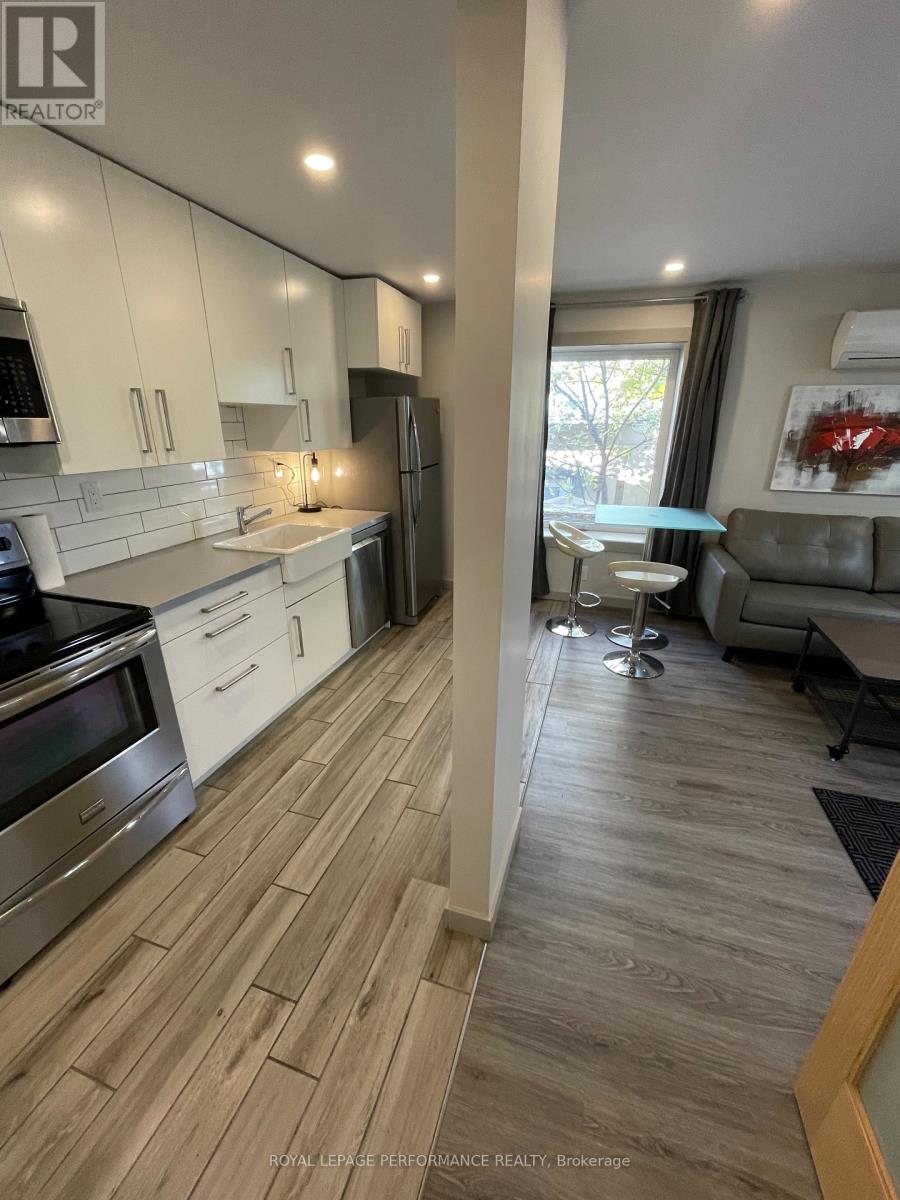 10 Sherbrooke Avenue, Ottawa, Ontario  K1Y 1R7 - Photo 24 - X12151946