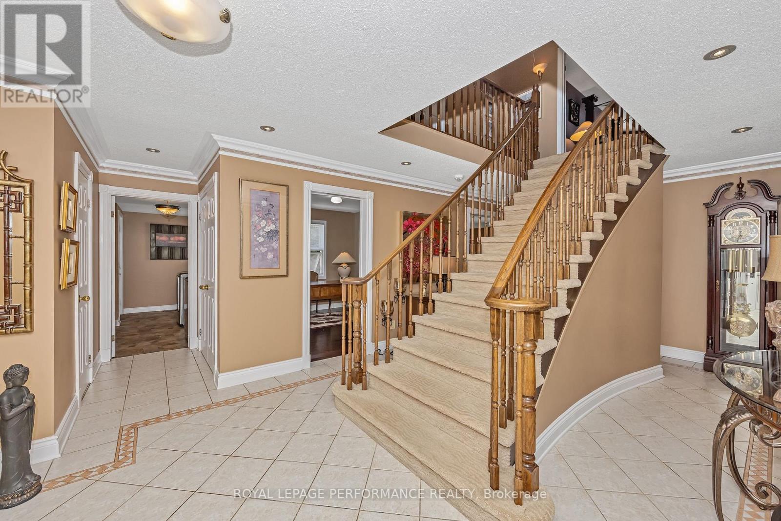 Property at 766 LALANDE TERRACE image 4