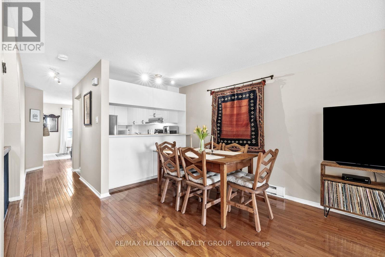 A - 6605 Bilberry Drive, Ottawa, Ontario  K1C 4N5 - Photo 10 - X12152029