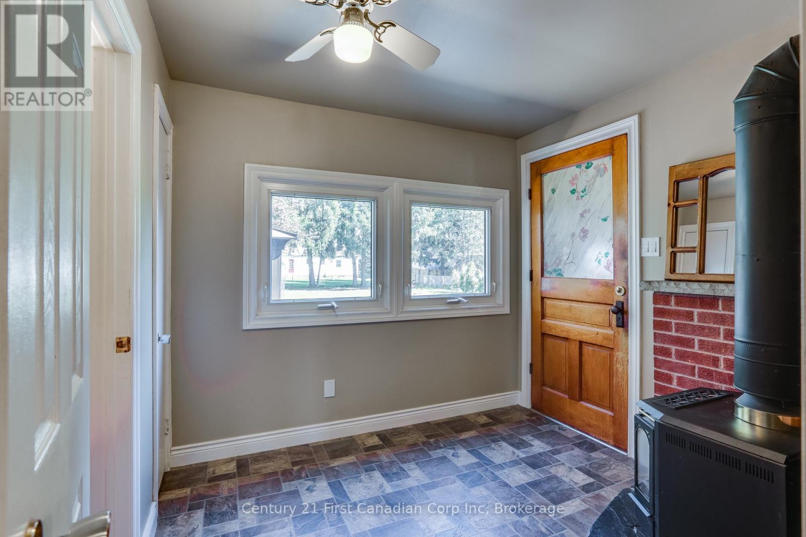 128 Washington Street, Zorra (Thamesford), Ontario  N0M 2M0 - Photo 19 - X12151860