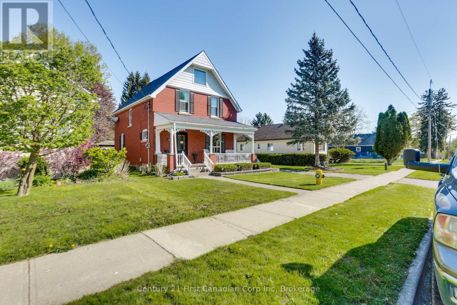 128 Washington Street, Zorra, Ontario  N0M 2M0 - Photo 2 - X12151860