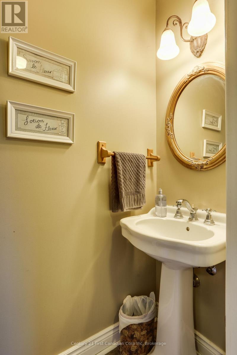 128 Washington Street, Zorra, Ontario  N0M 2M0 - Photo 22 - X12151860