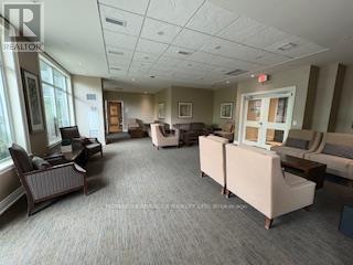 426 - 701 Sheppard Avenue W, Toronto, Ontario  M3H 0B2 - Photo 5 - C12151865