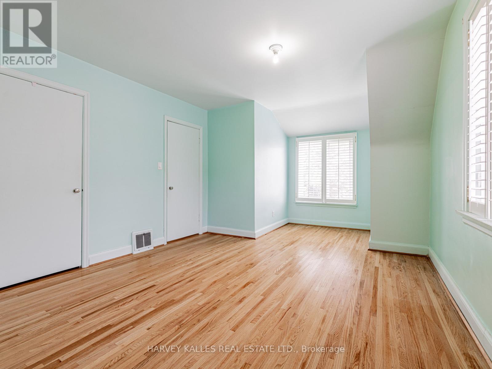 100 King High Avenue, Toronto, Ontario  M3H 3B1 - Photo 27 - C12151877