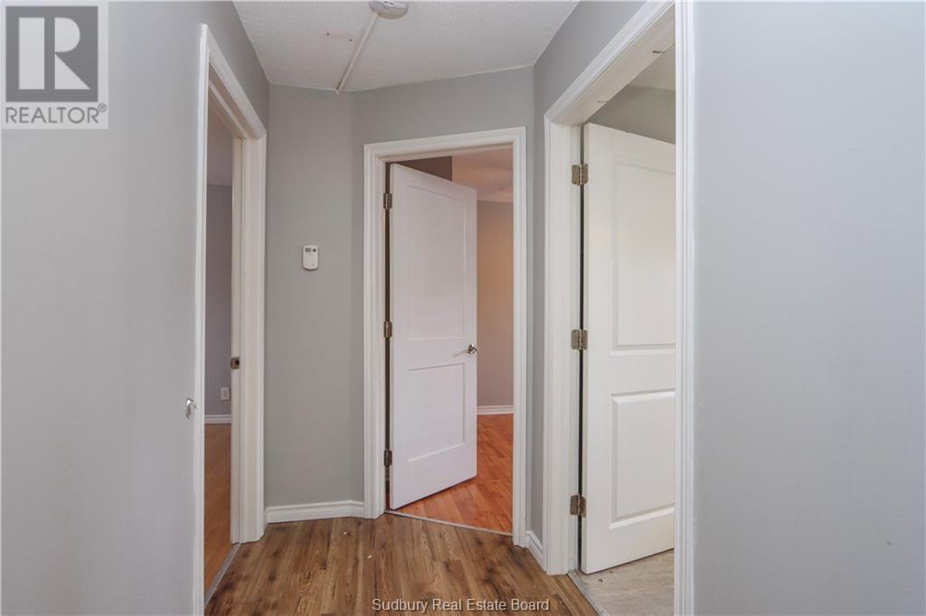 1663 Wendy, Val Caron, Ontario  P3L 1N9 - Photo 25 - 2120131