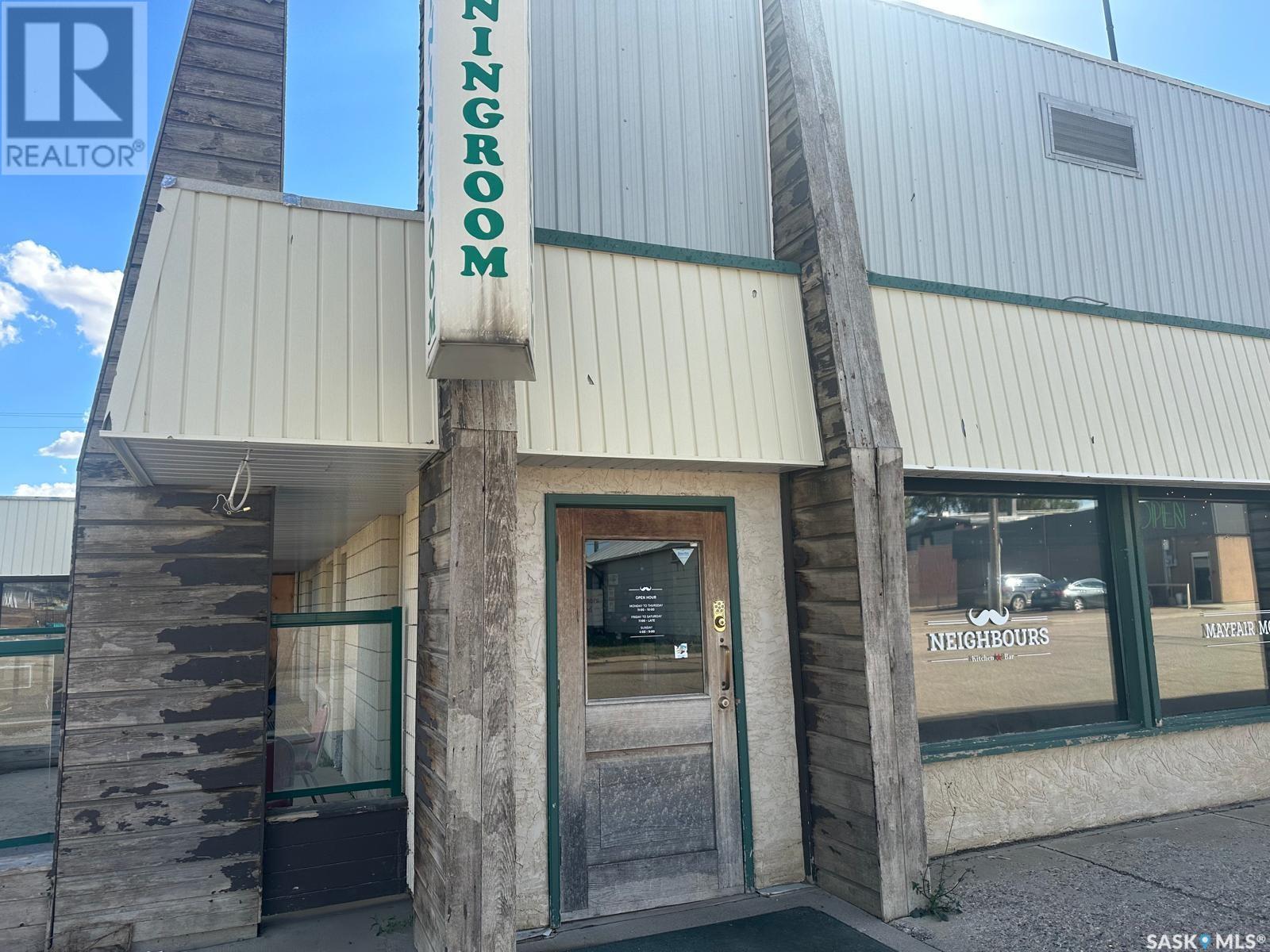 104 4th Avenue E, Gravelbourg, Saskatchewan  S0H 1X0 - Photo 2 - SK006086