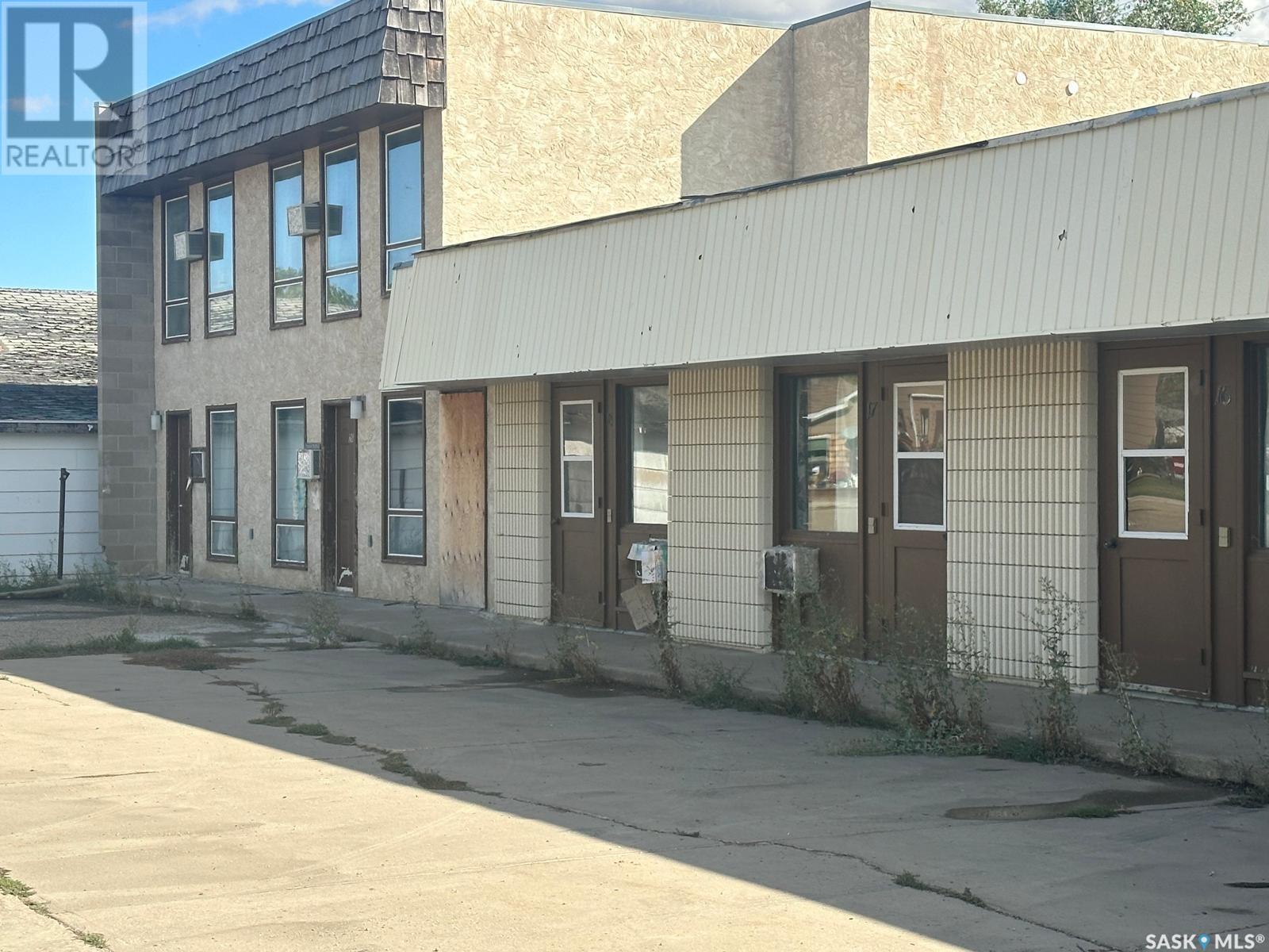 104 4th Avenue E, Gravelbourg, Saskatchewan  S0H 1X0 - Photo 8 - SK006086