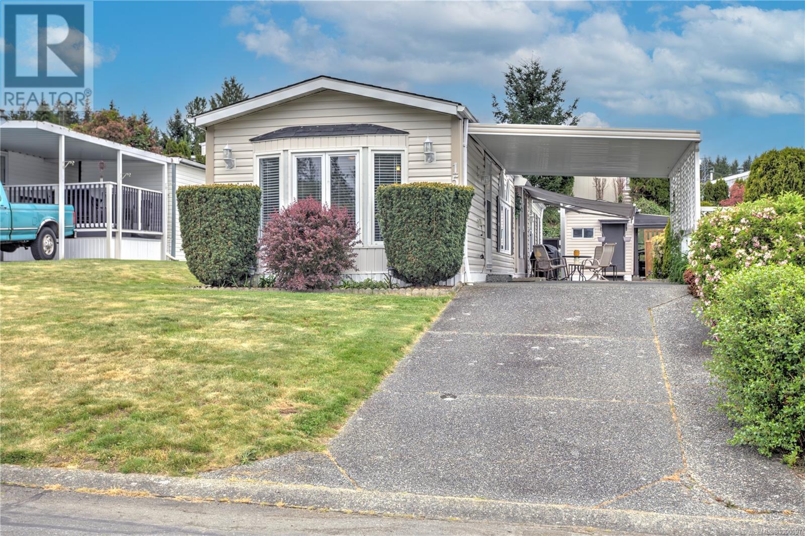 Property at 15 658 Alderwood Dr image 1