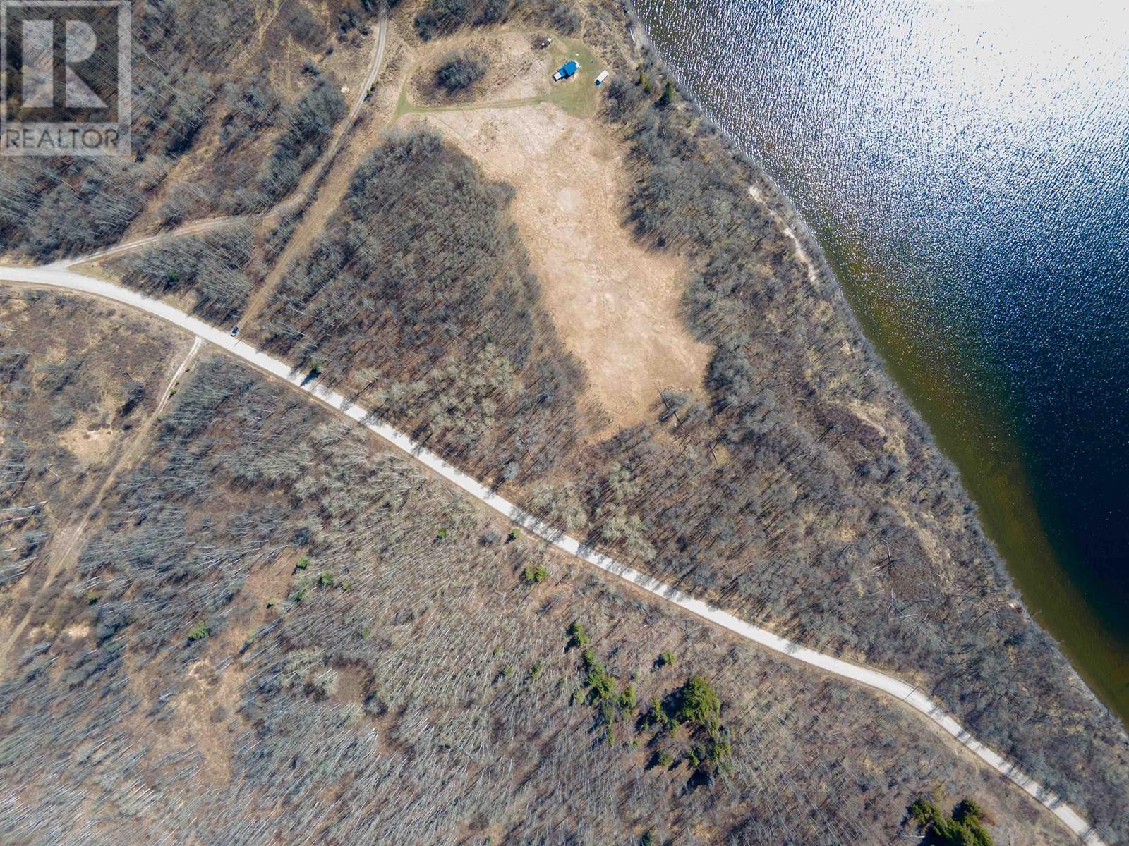 2461 Francois Lake Road, Fraser Lake, British Columbia  V0J 1S0 - Photo 4 - R3000950