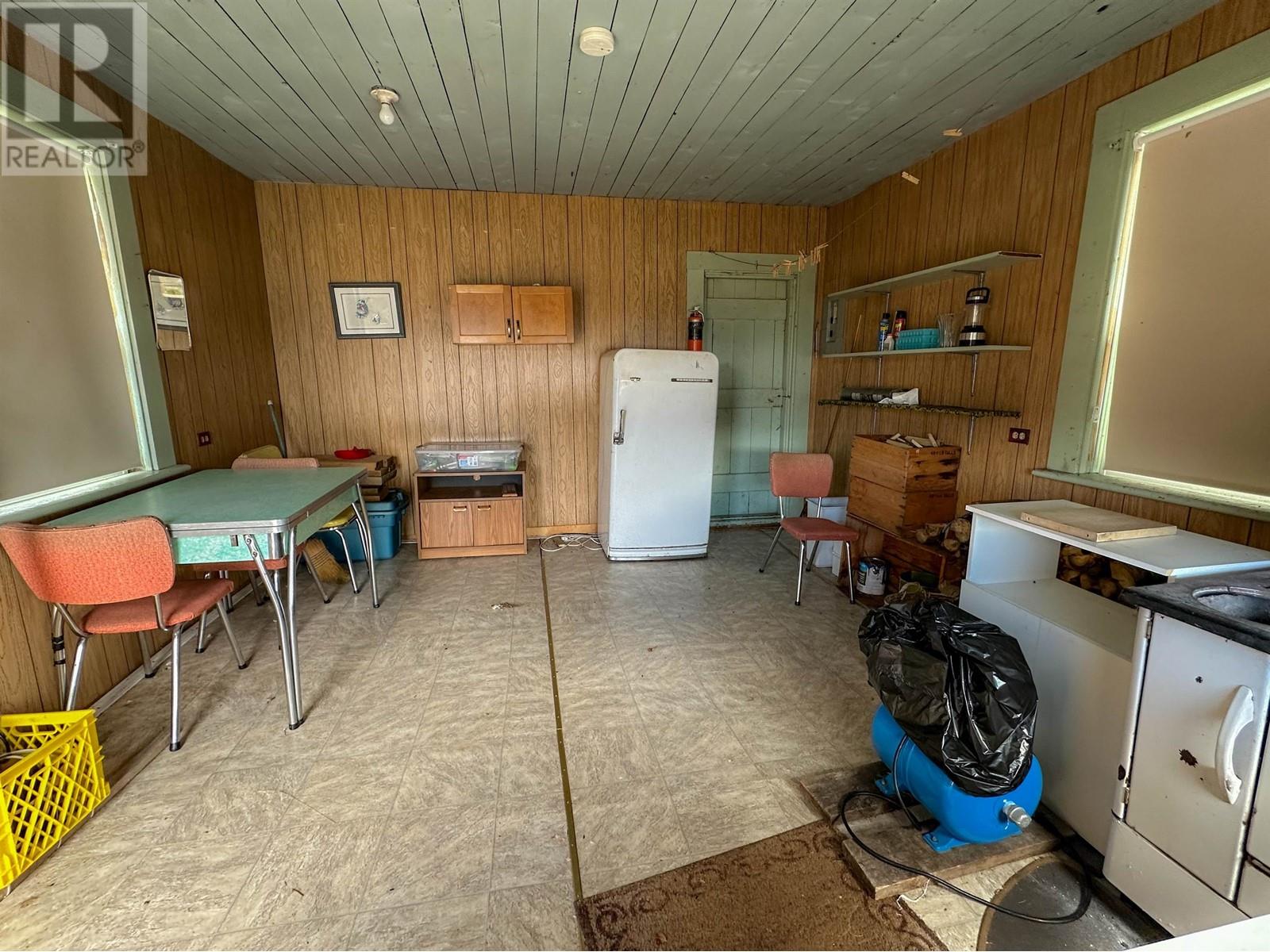 2461 Francois Lake Road, Fraser Lake, British Columbia  V0J 1S0 - Photo 31 - R3000950