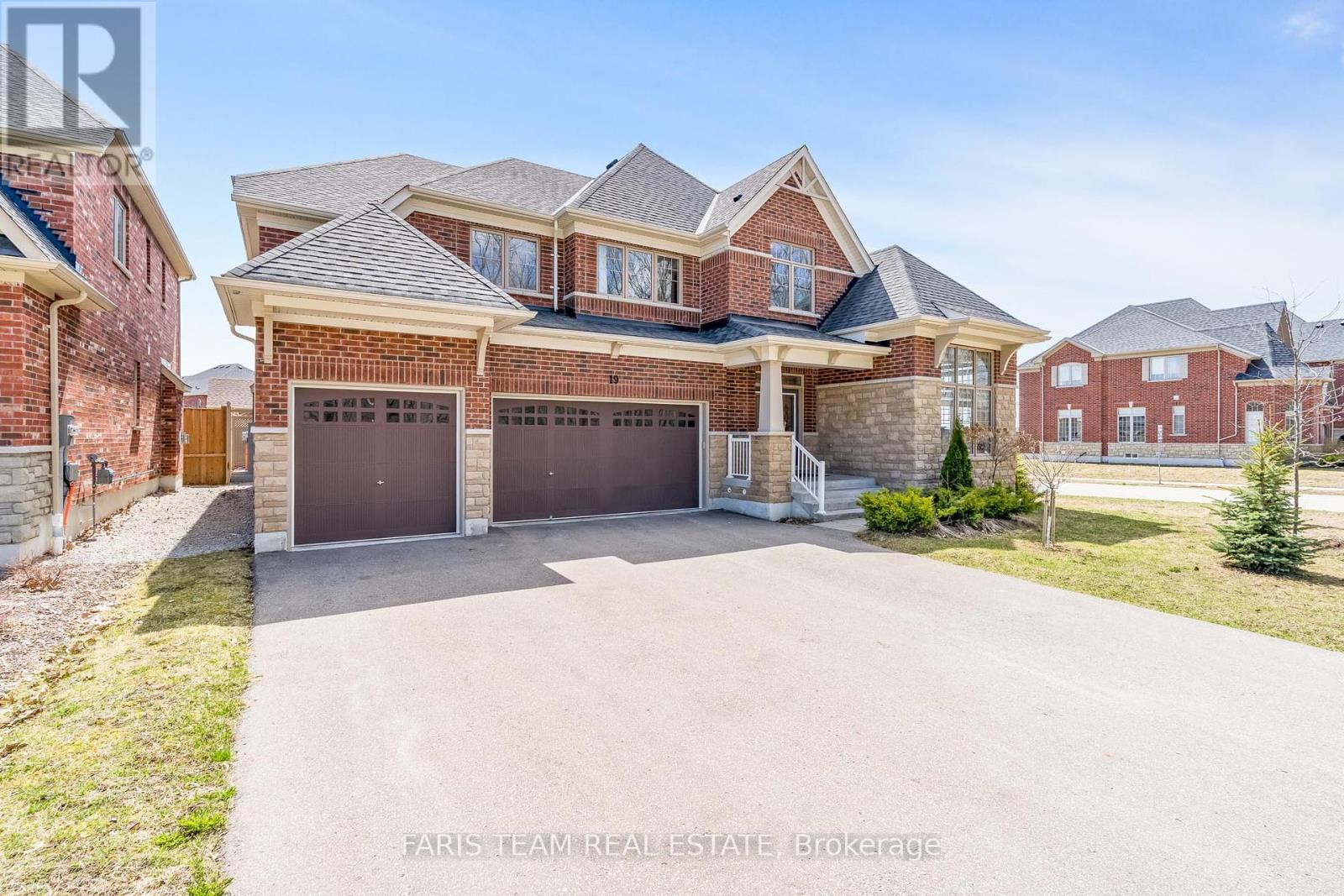 Property at 19 MCISAAC DRIVE image 3