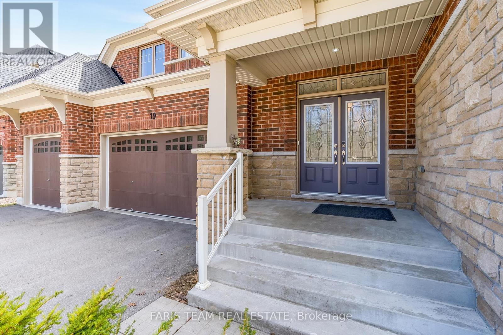 Property at 19 MCISAAC DRIVE image 4