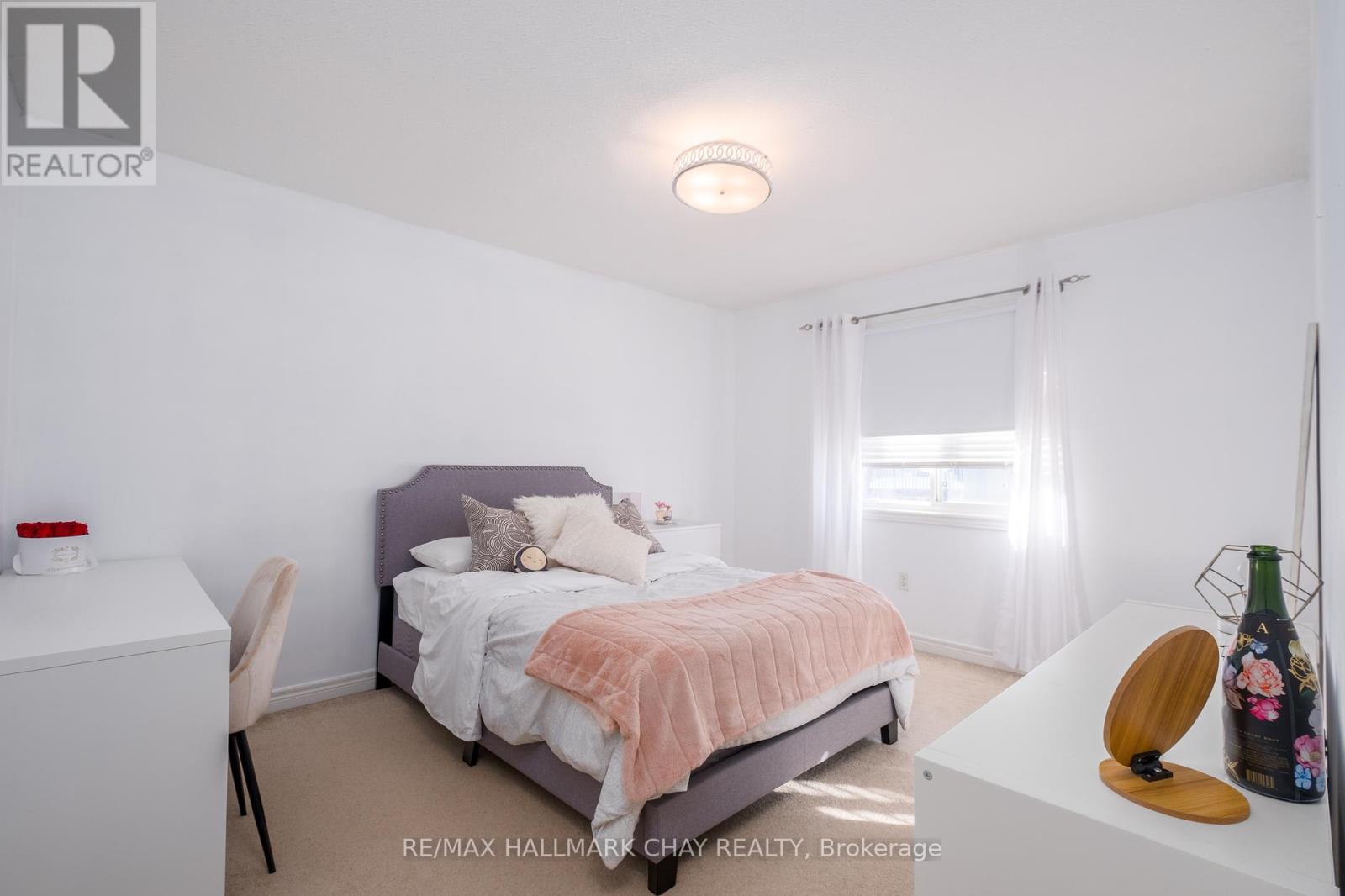 105 Crompton Drive, Barrie, Ontario  L4M 6N9 - Photo 24 - S12151907