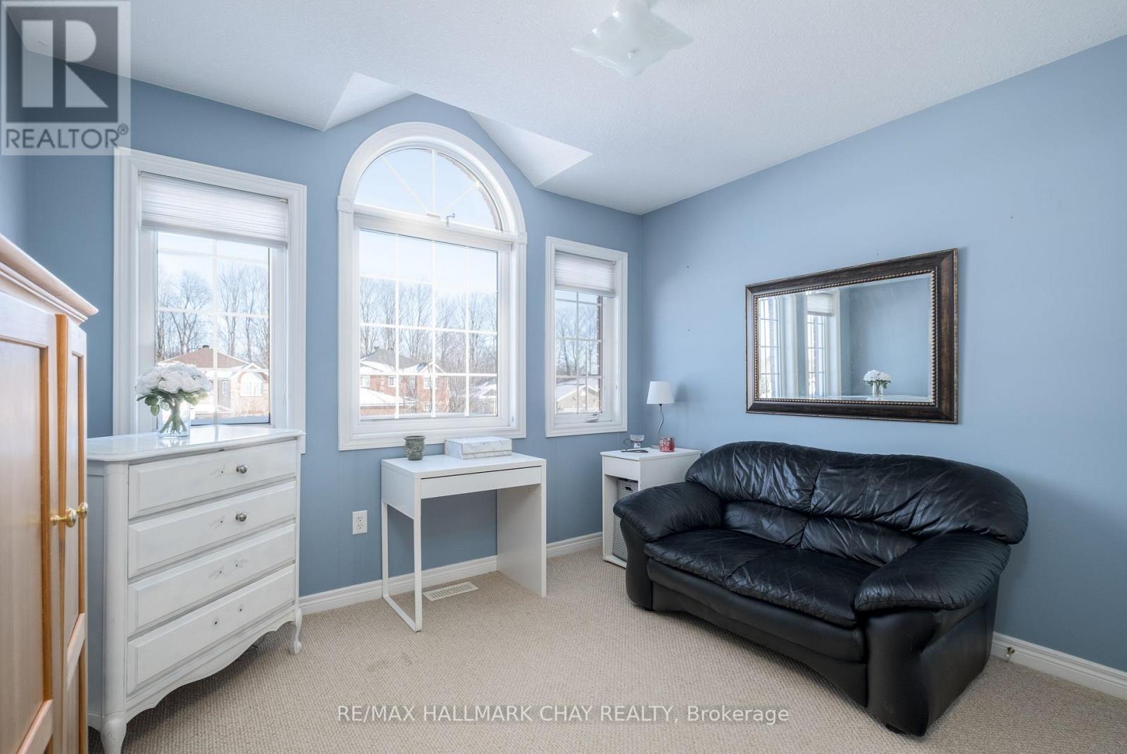 105 Crompton Drive, Barrie, Ontario  L4M 6N9 - Photo 27 - S12151907