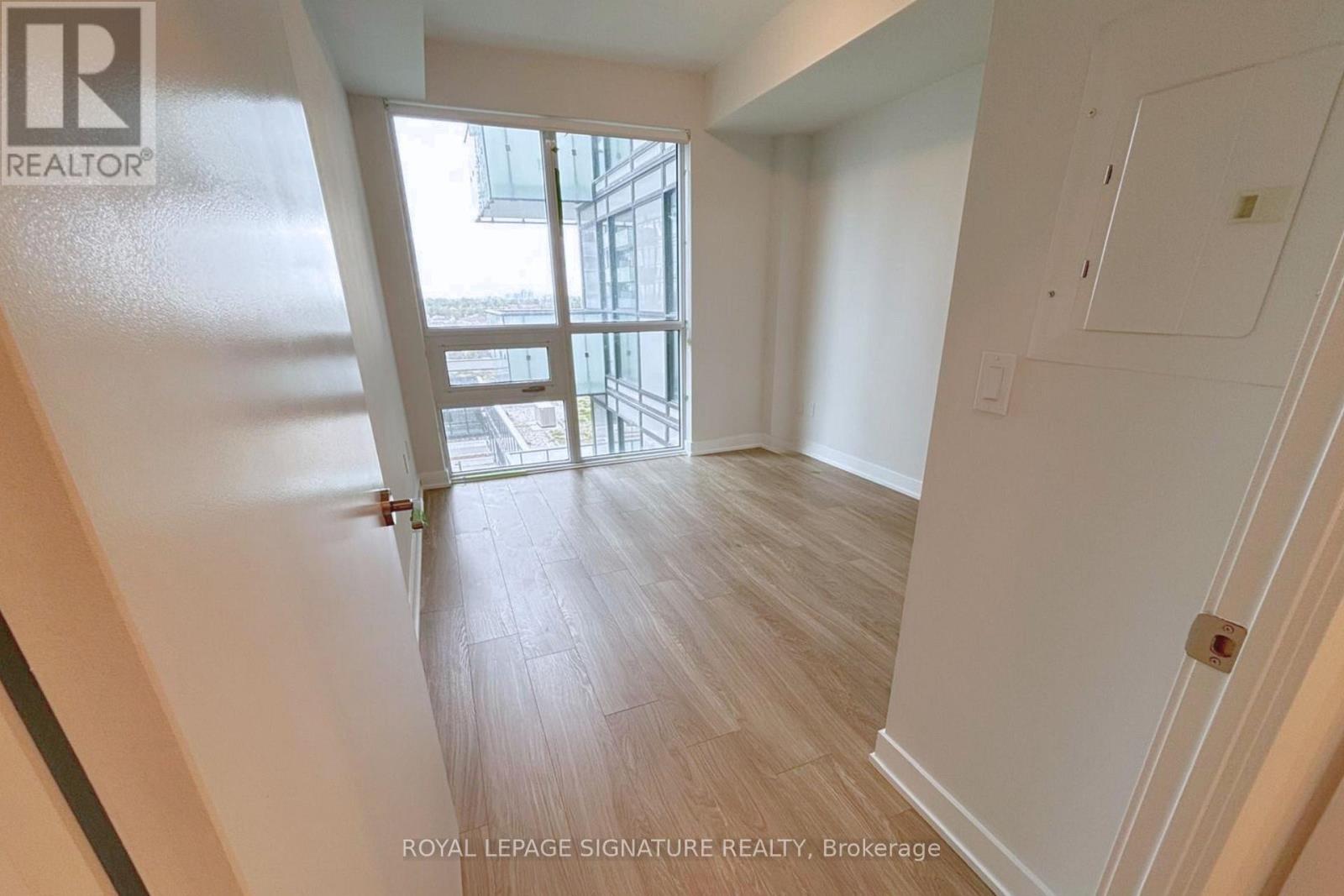 815 - 430 Square One Drive, Mississauga (City Centre), Ontario  L5B 3Y1 - Photo 8 - W12151853