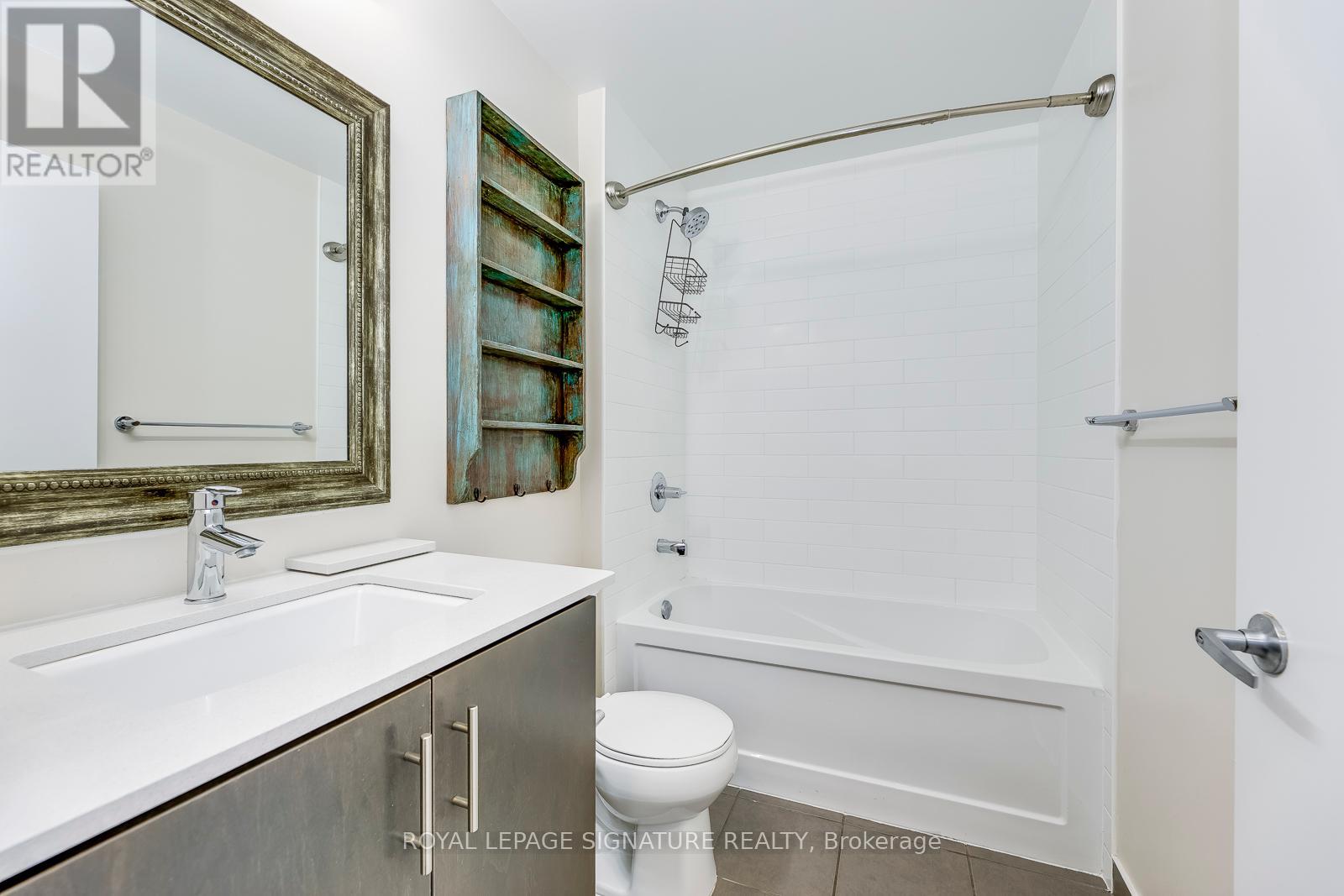 2003 - 365 Prince Of Wales Drive, Mississauga (City Centre), Ontario  L5B 0G6 - Photo 11 - W12151868