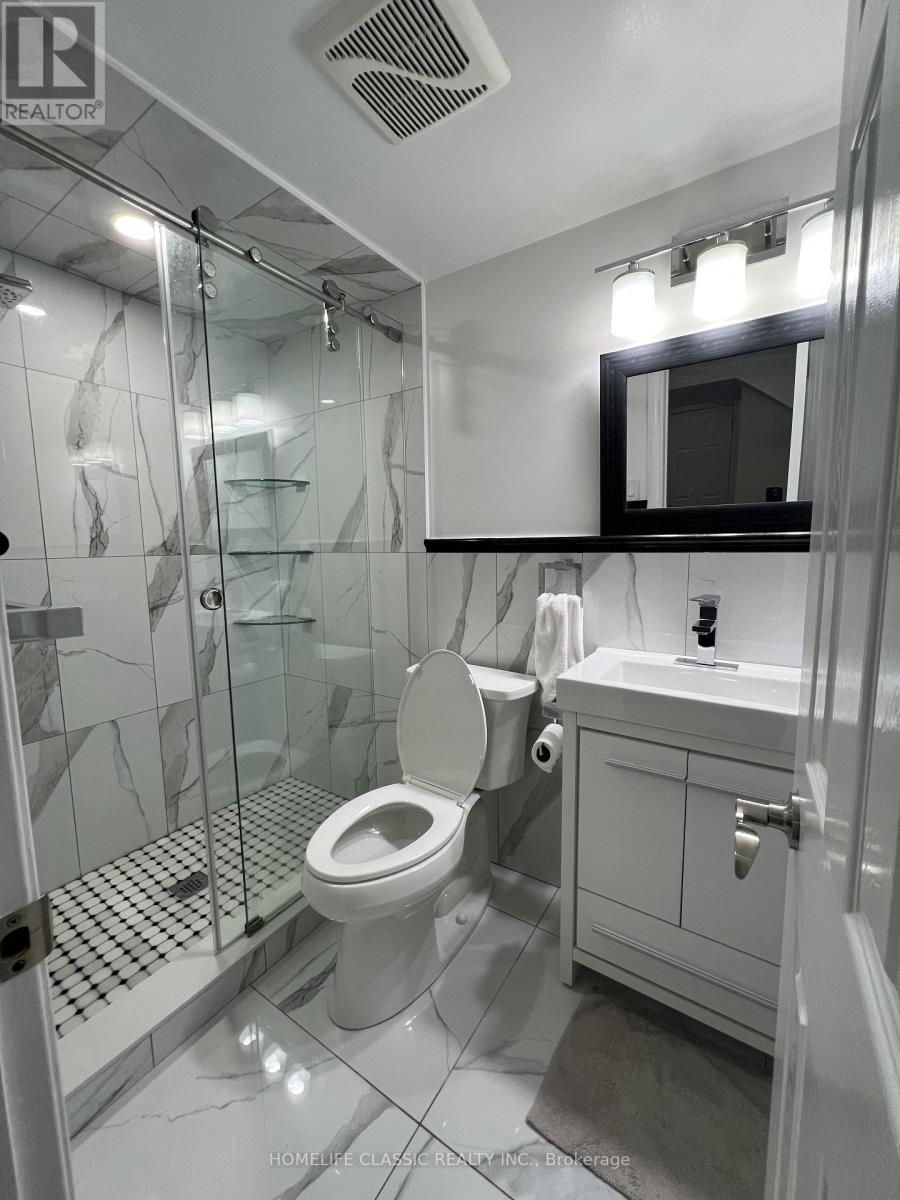 19 Neames Crescent, Toronto, Ontario  M3L 1K8 - Photo 24 - W12151917