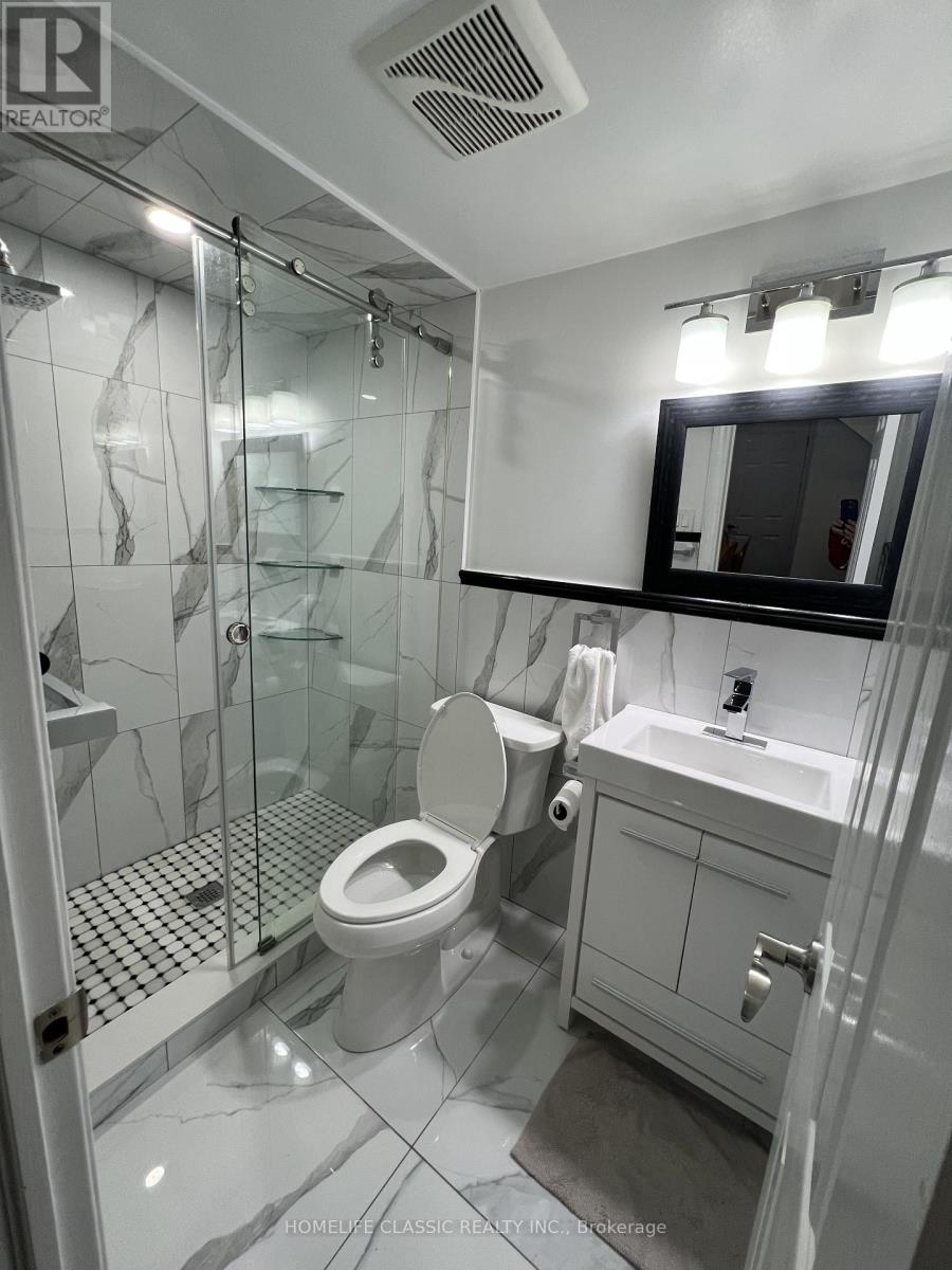 19 Neames Crescent, Toronto, Ontario  M3L 1K8 - Photo 26 - W12151917