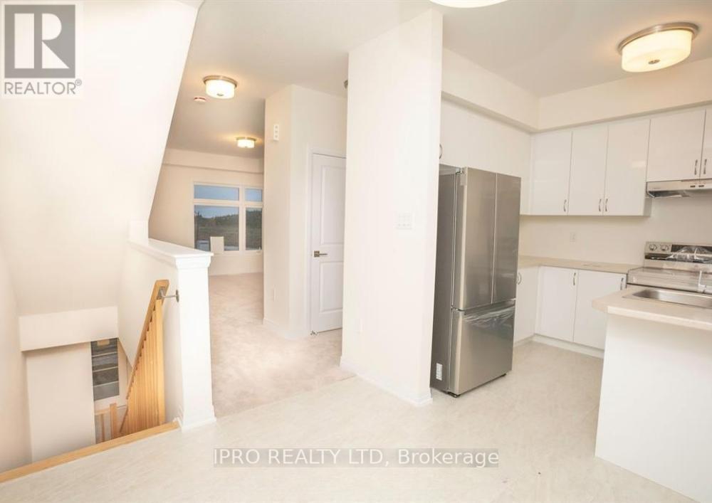 88 Fieldridge Crescent, Brampton, Ontario  L6R 0C2 - Photo 6 - W12152027