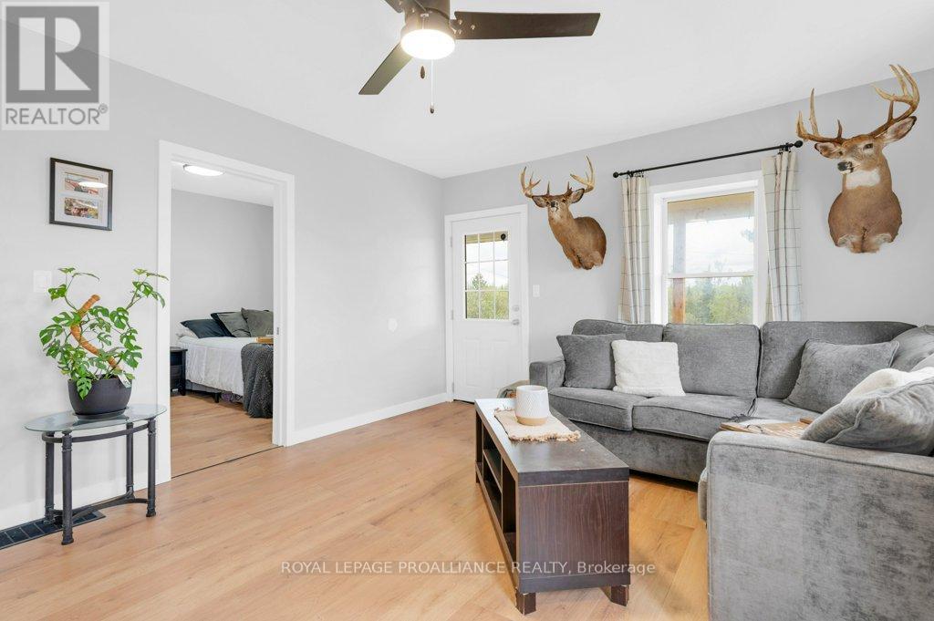 878 Barry Road, Madoc, Ontario  K0K 2K0 - Photo 6 - X12152032
