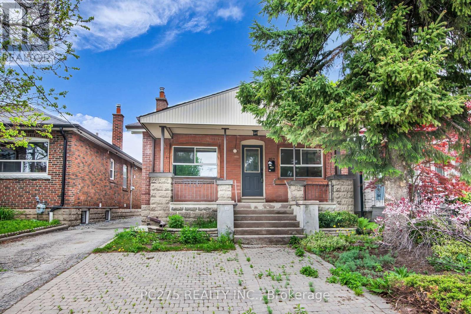152 GLOUCESTER GROVE, Toronto, Ontario