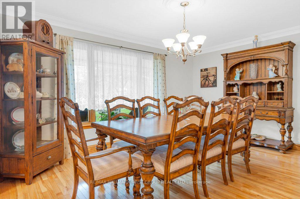 401 Hungerford Road, Tweed, Ontario  K0K 3J0 - Photo 10 - X12152059