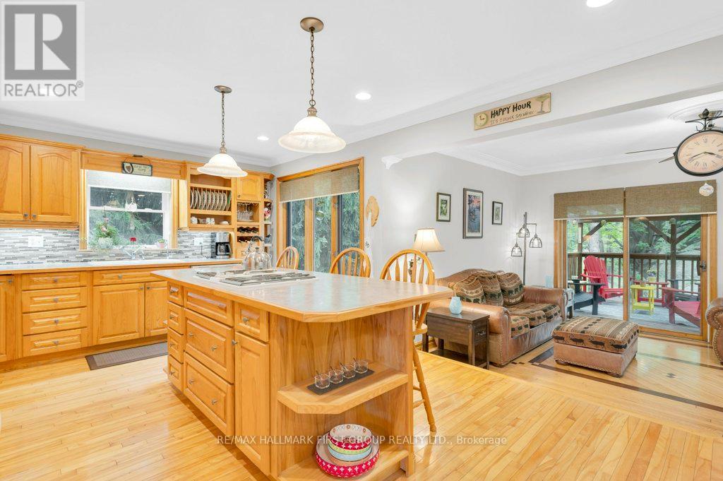 401 Hungerford Road, Tweed, Ontario  K0K 3J0 - Photo 11 - X12152059