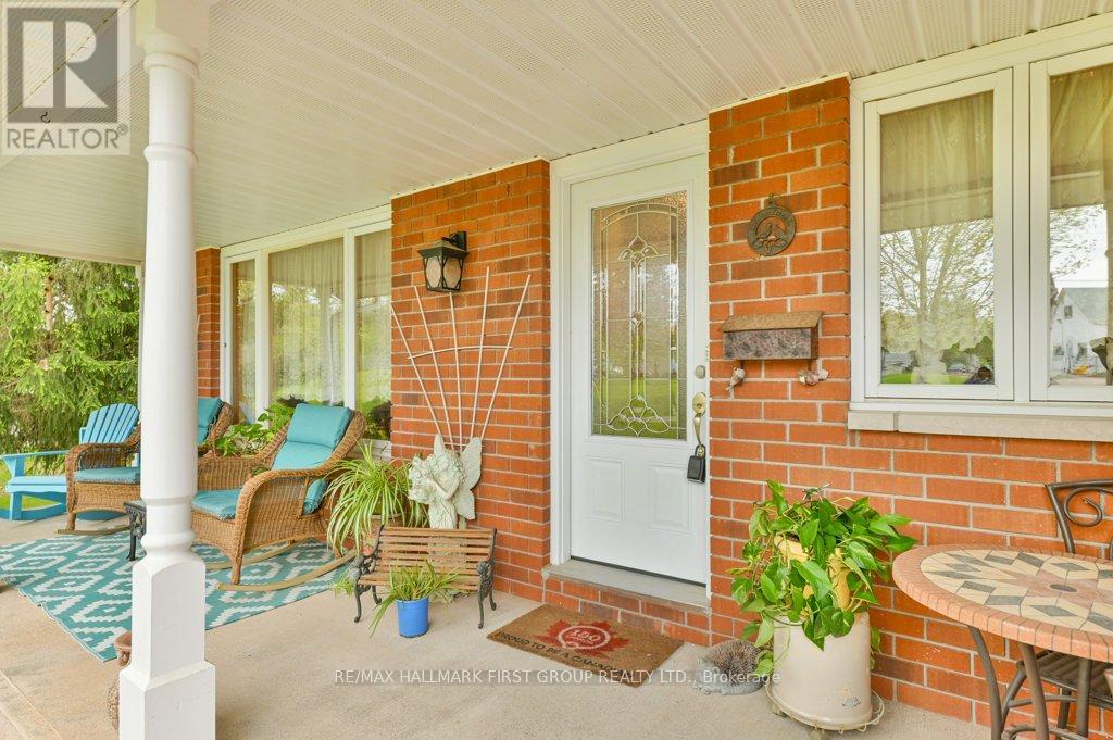 401 Hungerford Road, Tweed, Ontario  K0K 3J0 - Photo 7 - X12152059