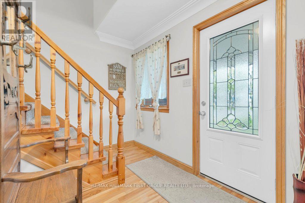 401 Hungerford Road, Tweed, Ontario  K0K 3J0 - Photo 8 - X12152059