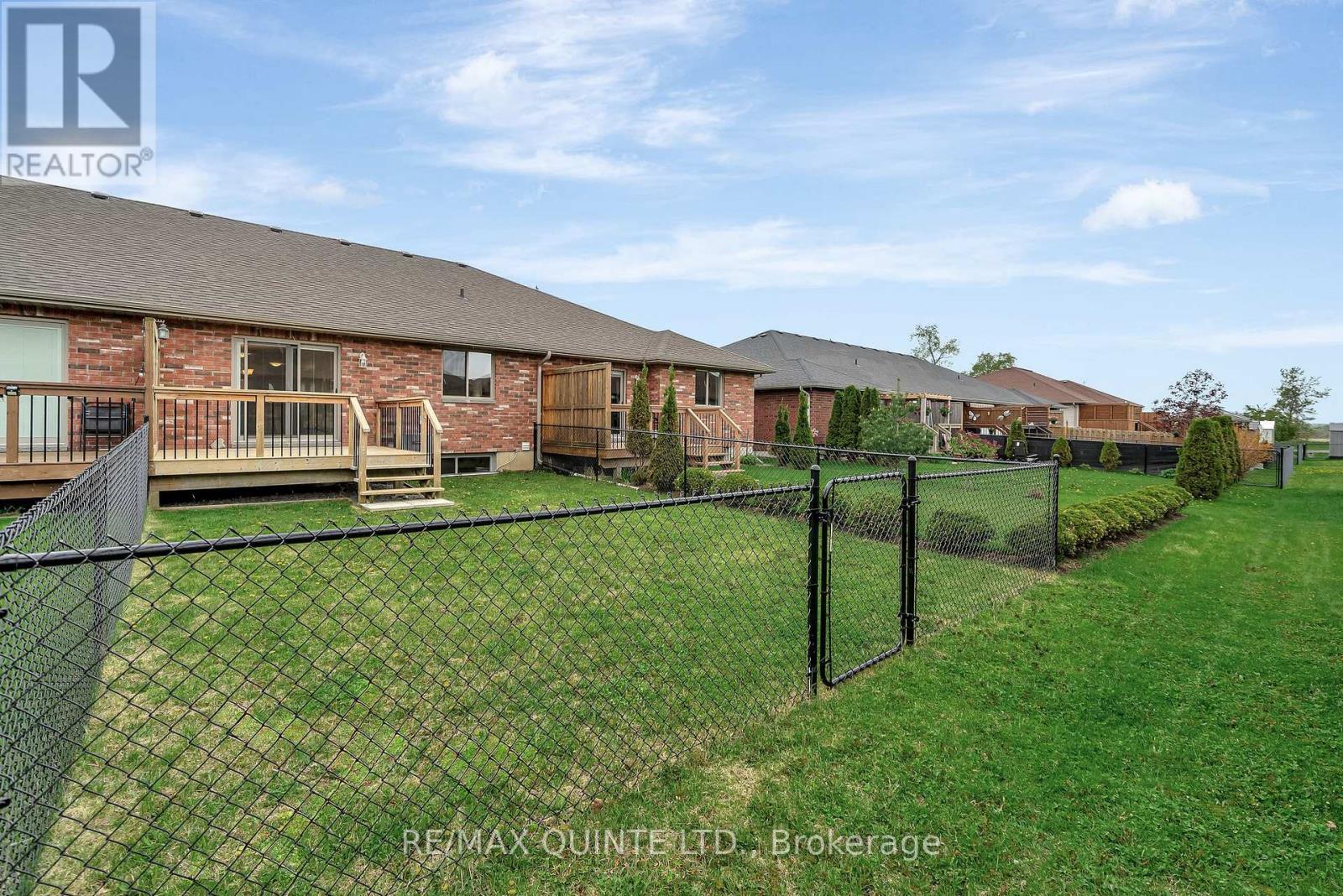 15 Mcintosh Crescent, Quinte West, Ontario  K8V 0E9 - Photo 37 - X12152091