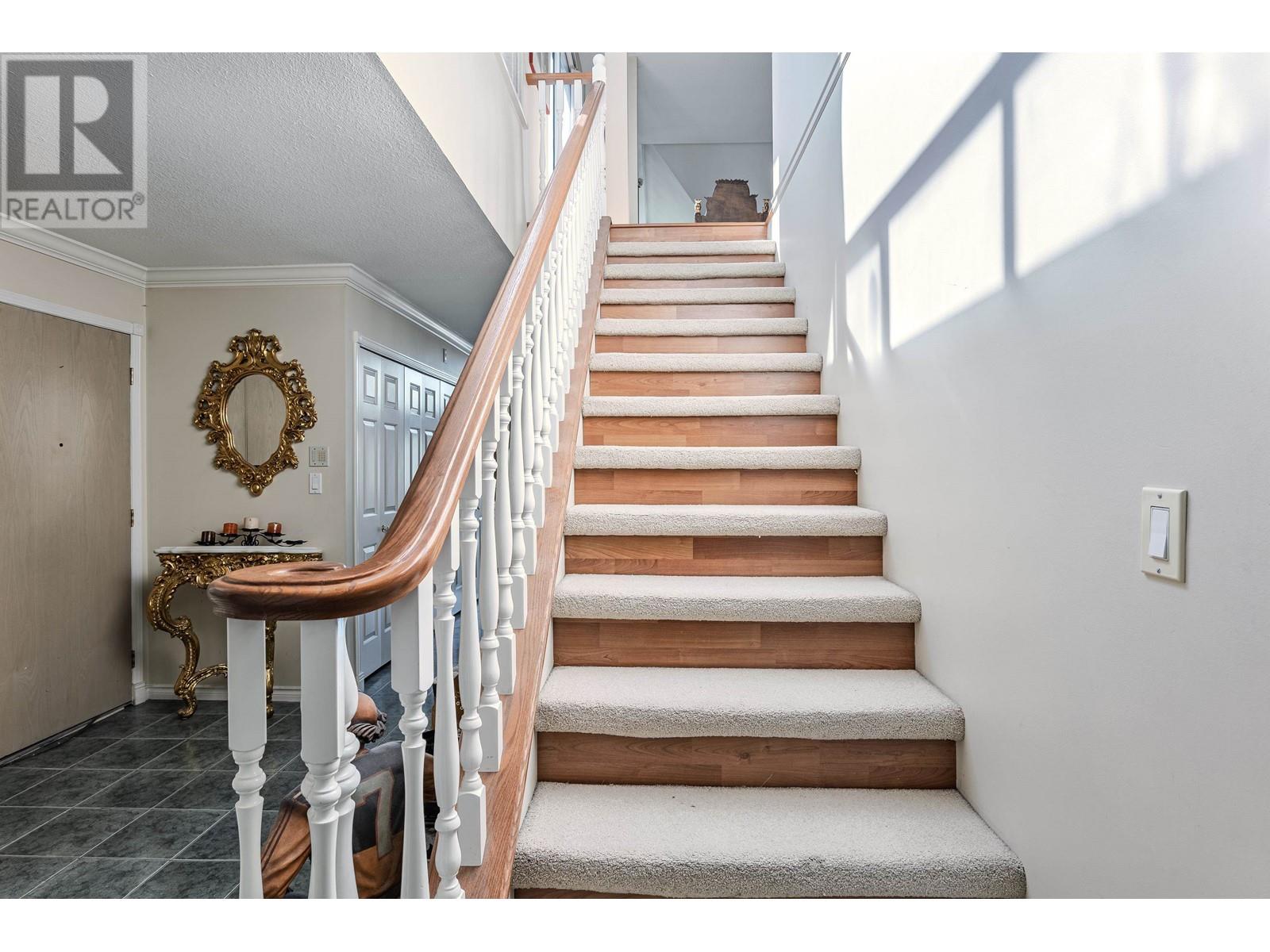 411b 1210 Quayside Drive, New Westminster, British Columbia  V3M 6H1 - Photo 13 - R3003303