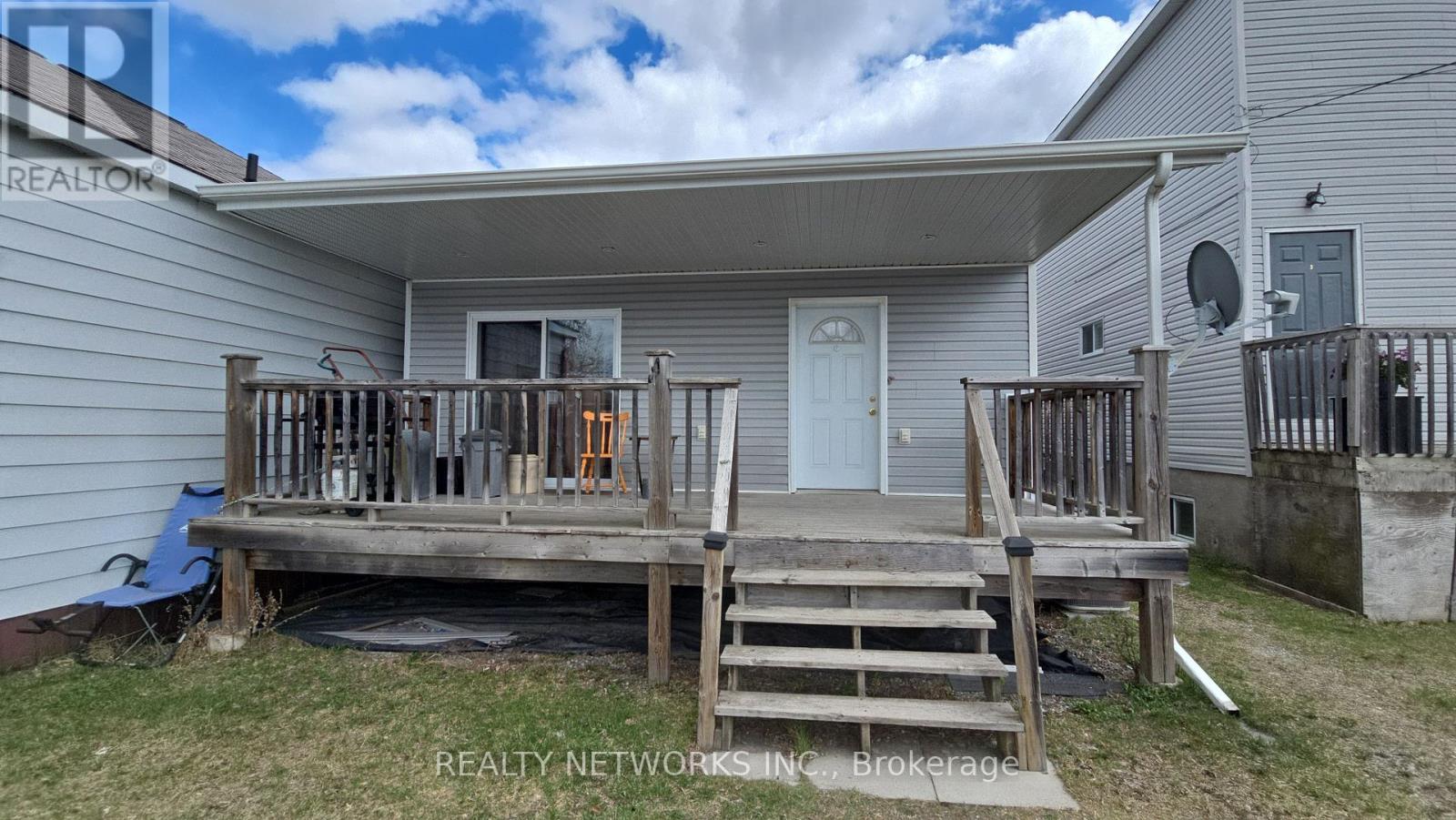 355-359 Pine Street S, Timmins, Ontario  P4N 2L1 - Photo 2 - T12152058