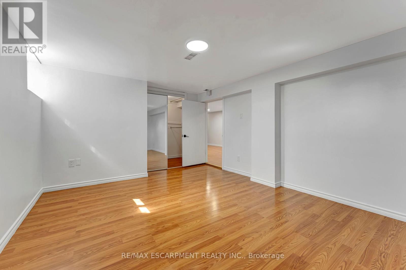 216 Sioux Road, Hamilton, Ontario  L9G 1P8 - Photo 30 - X12151872