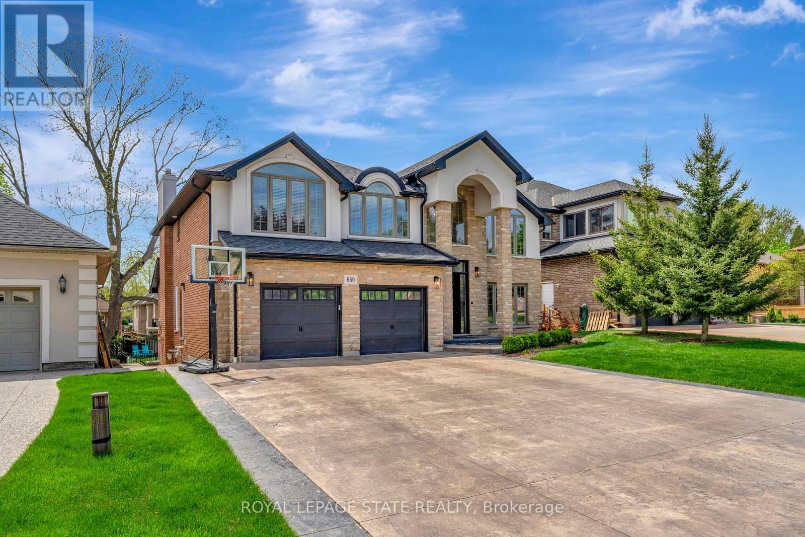 Property at 660 HIGHVALLEY ROAD image 1