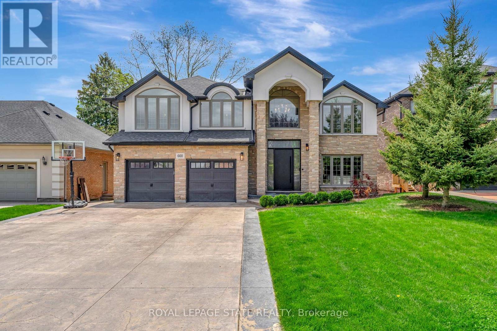 Property at 660 HIGHVALLEY ROAD image 2