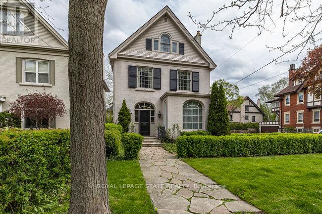 142 Aberdeen Avenue, Hamilton, Ontario  L8P 2P4 - Photo 3 - X12151994