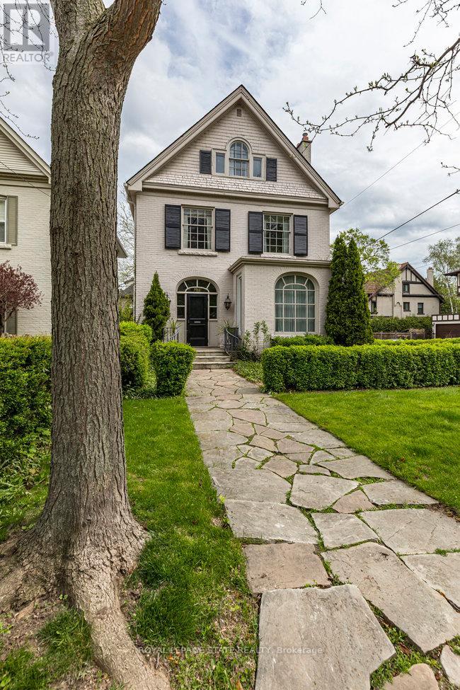 142 Aberdeen Avenue, Hamilton, Ontario  L8P 2P4 - Photo 4 - X12151994