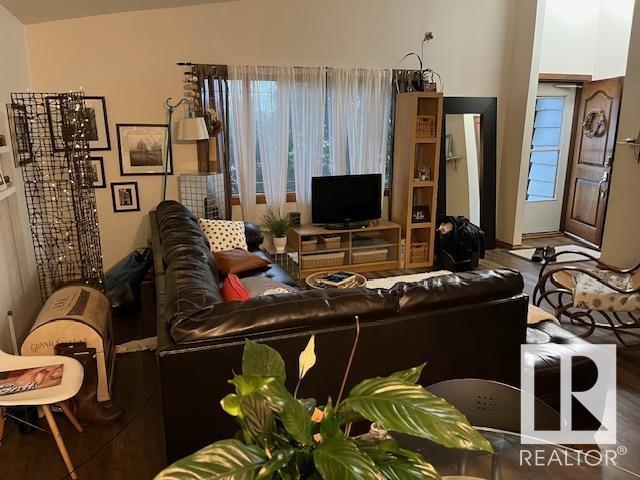 16103 86 Av Nw, Edmonton, Alberta  T6R 4C6 - Photo 3 - E4436707