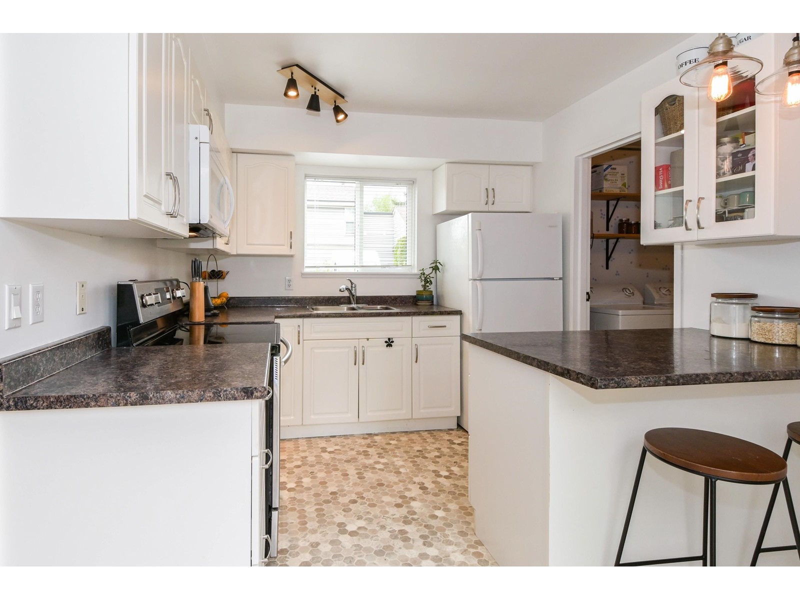 6034 E Greenside Drive, Surrey, British Columbia  V3S 5M8 - Photo 8 - R3002600