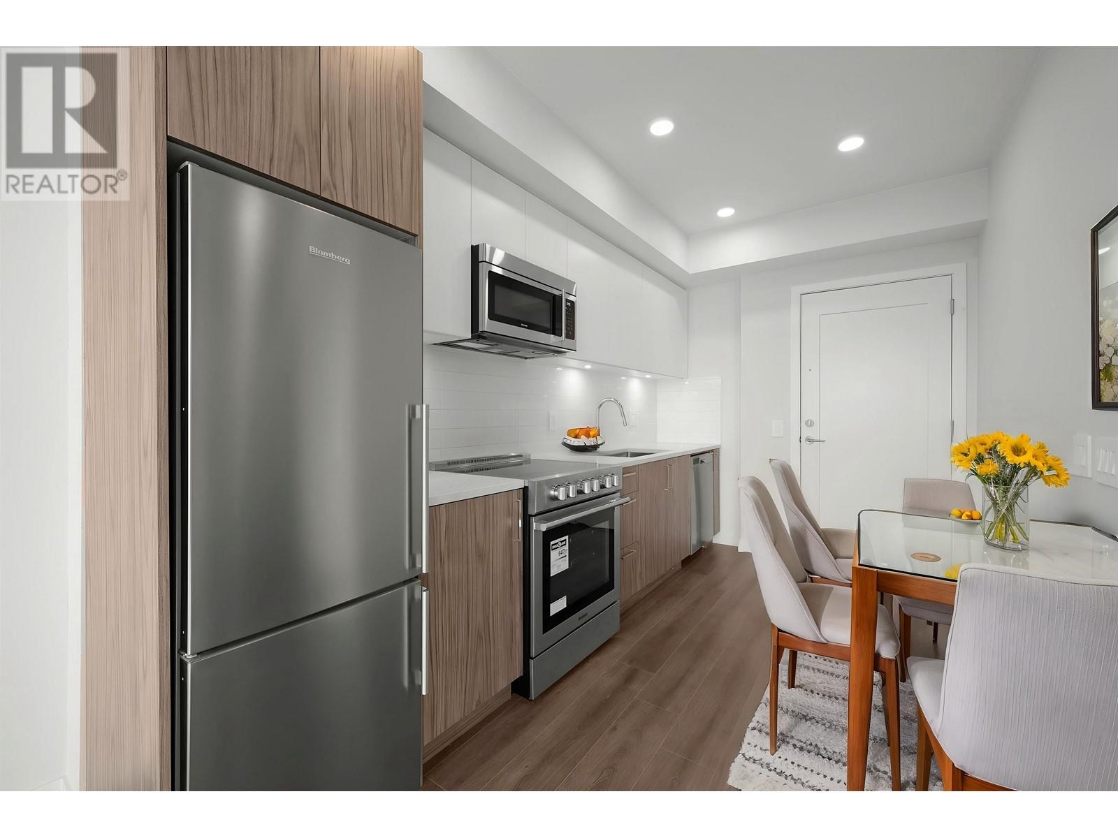 405 5535 Hastings Street, Burnaby, British Columbia  V5B 1R2 - Photo 4 - R3003407